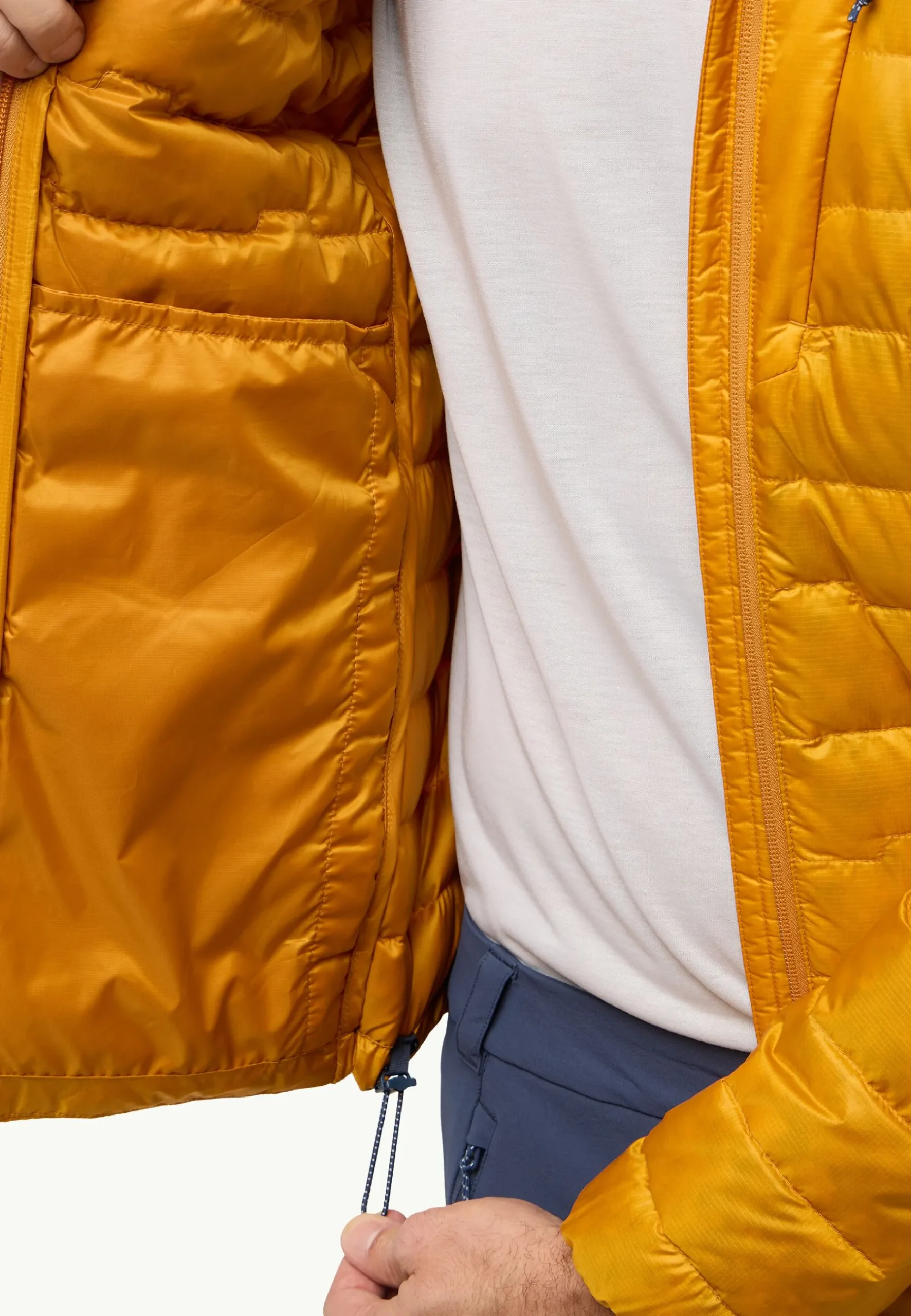 Jack Wolfskin Passamani Down Hoody M Rds|Heren Bodywarmers|Winterjacks